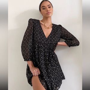 NWOT Aritzia Sunday Best Jinx Dress